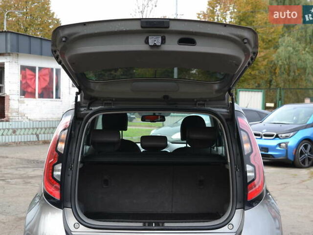 Киа Soul 2016 в Луцке на Automoto.ua Серый Киа Soul, объемом двигателя 0 л и пробегом 100 тыс. км за 11500 $, фото 17 на Automoto.ua