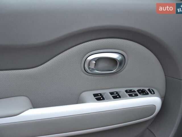 Киа Soul 2016 в Луцке на Automoto.ua Серый Киа Soul, объемом двигателя 0 л и пробегом 125 тыс. км за 5999 $, фото 14 на Automoto.ua