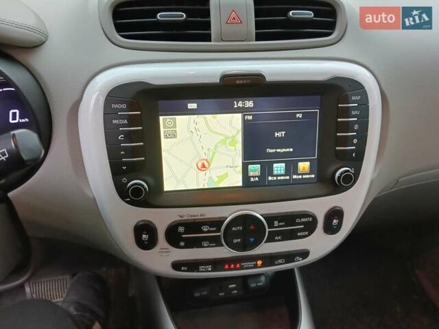 Серый Киа Soul, объемом двигателя 0 л и пробегом 143 тыс. км за 7200 $, фото 9 на Automoto.ua