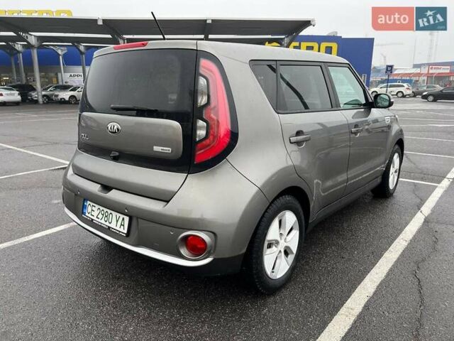 Серый Киа Soul, объемом двигателя 0 л и пробегом 42 тыс. км за 10900 $, фото 12 на Automoto.ua