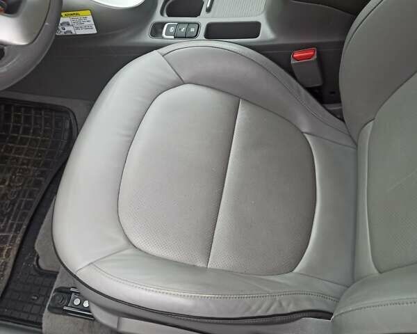 Сірий Кіа Soul, об'ємом двигуна 0 л та пробігом 130 тис. км за 7690 $, фото 6 на Automoto.ua