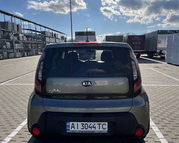 Киа Soul 2016 в Борисполе на Automoto.ua Серый Киа Soul, объемом двигателя 1.59 л и пробегом 120 тыс. км за 10800 $, фото 4 на Automoto.ua