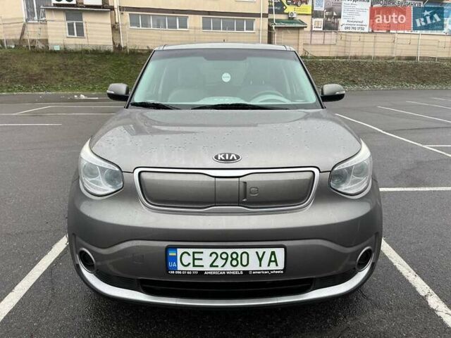 Серый Киа Soul, объемом двигателя 0 л и пробегом 42 тыс. км за 10900 $, фото 2 на Automoto.ua