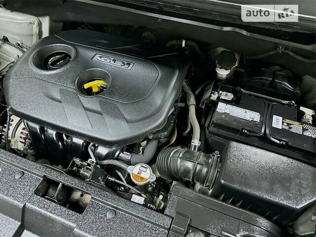 Серый Киа Soul, объемом двигателя 2 л и пробегом 145 тыс. км за 1700 $, фото 17 на Automoto.ua