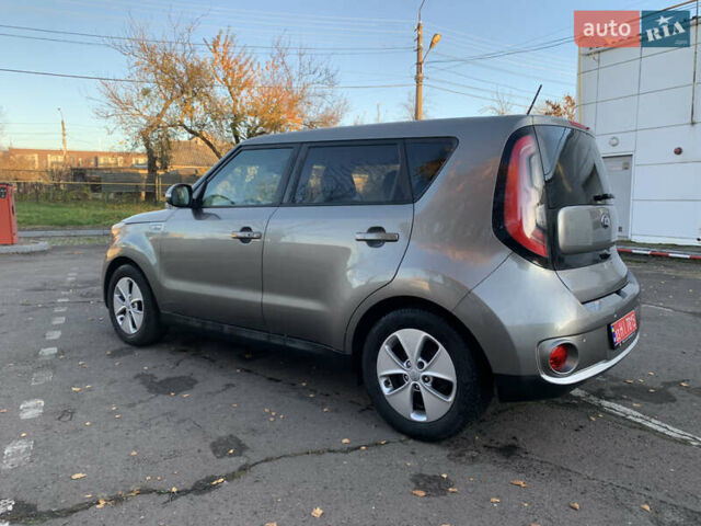 Сірий Кіа Soul, об'ємом двигуна 0 л та пробігом 142 тис. км за 7250 $, фото 31 на Automoto.ua