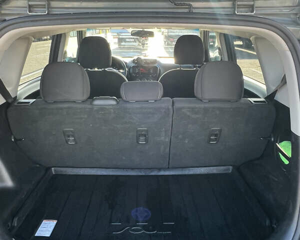 Киа Soul 2016 в Борисполе на Automoto.ua Серый Киа Soul, объемом двигателя 1.59 л и пробегом 120 тыс. км за 10800 $, фото 10 на Automoto.ua