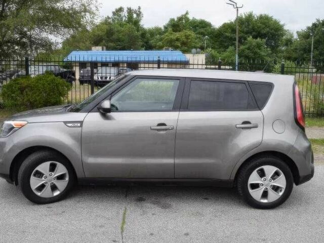 Сірий Кіа Soul, об'ємом двигуна 1.6 л та пробігом 99 тис. км за 5000 $, фото 7 на Automoto.ua