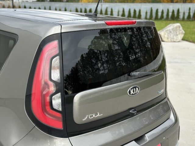 Киа Soul 2016 в Луцке на Automoto.ua Серый Киа Soul, объемом двигателя 0 л и пробегом 110 тыс. км за 9600 $, фото 8 на Automoto.ua