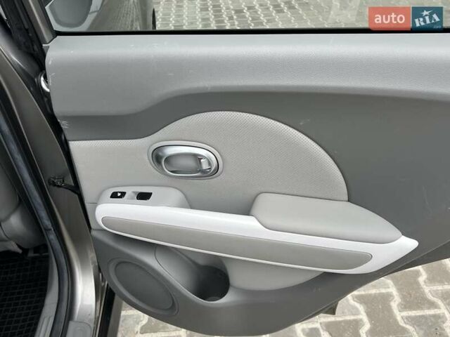 Сірий Кіа Soul, об'ємом двигуна 0 л та пробігом 107 тис. км за 6750 $, фото 15 на Automoto.ua
