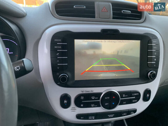 Сірий Кіа Soul, об'ємом двигуна 0 л та пробігом 142 тис. км за 7250 $, фото 16 на Automoto.ua