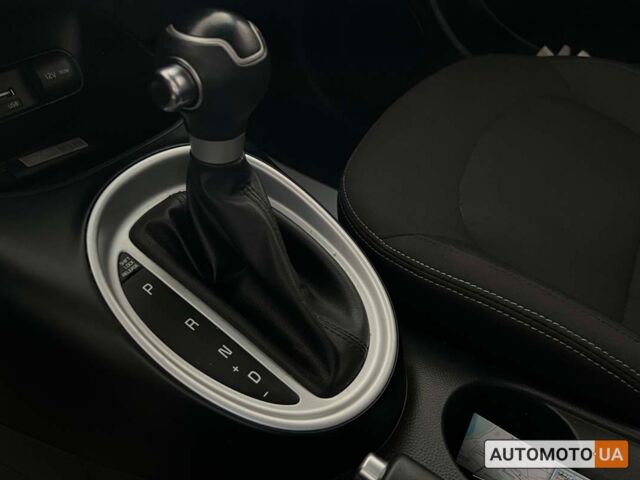 Сірий Кіа Soul, об'ємом двигуна 1.6 л та пробігом 165 тис. км за 10000 $, фото 14 на Automoto.ua