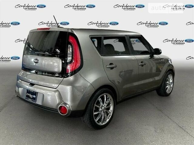 Серый Киа Soul, объемом двигателя 2 л и пробегом 145 тыс. км за 1700 $, фото 4 на Automoto.ua