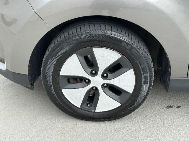 Киа Soul 2016 в Луцке на Automoto.ua Серый Киа Soul, объемом двигателя 0 л и пробегом 110 тыс. км за 9600 $, фото 7 на Automoto.ua