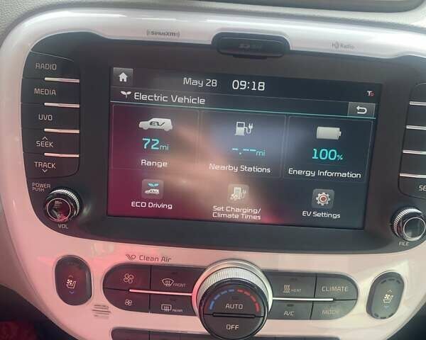 Серый Киа Soul, объемом двигателя 0 л и пробегом 95 тыс. км за 9400 $, фото 20 на Automoto.ua