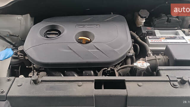 Серый Киа Soul, объемом двигателя 2 л и пробегом 75 тыс. км за 12600 $, фото 16 на Automoto.ua