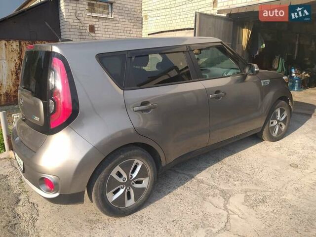 Сірий Кіа Soul, об'ємом двигуна 0 л та пробігом 74 тис. км за 8500 $, фото 2 на Automoto.ua