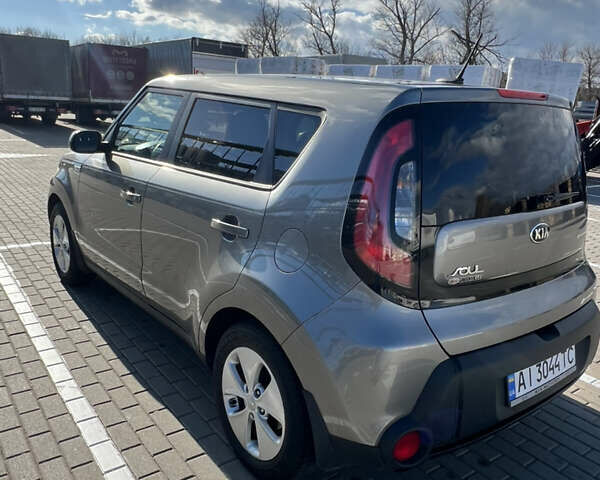 Киа Soul 2016 в Борисполе на Automoto.ua Серый Киа Soul, объемом двигателя 1.59 л и пробегом 120 тыс. км за 10800 $, фото 5 на Automoto.ua