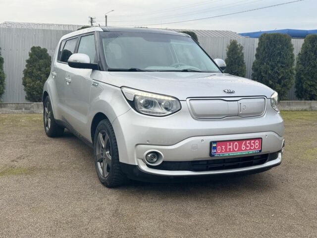Серый Киа Soul, объемом двигателя 0 л и пробегом 100 тыс. км за 10300 $, фото 1 на Automoto.ua