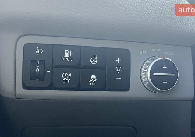 Киа Soul 2017 в Львове на Automoto.ua Серый Киа Soul, объемом двигателя 0 л и пробегом 140 тыс. км за 9800 $, фото 15 на Automoto.ua