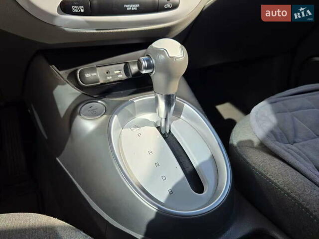 Серый Киа Soul, объемом двигателя 0 л и пробегом 116 тыс. км за 8900 $, фото 24 на Automoto.ua