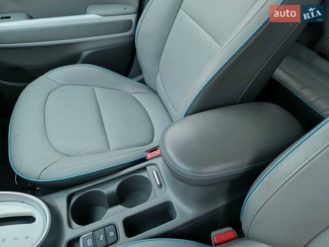 Серый Киа Soul, объемом двигателя 0 л и пробегом 130 тыс. км за 6150 $, фото 12 на Automoto.ua
