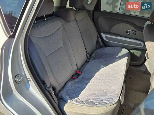 Серый Киа Soul, объемом двигателя 0 л и пробегом 116 тыс. км за 8900 $, фото 17 на Automoto.ua