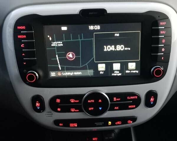 Сірий Кіа Soul, об'ємом двигуна 0 л та пробігом 105 тис. км за 11200 $, фото 14 на Automoto.ua