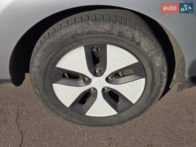 Сірий Кіа Soul, об'ємом двигуна 0 л та пробігом 116 тис. км за 9700 $, фото 16 на Automoto.ua