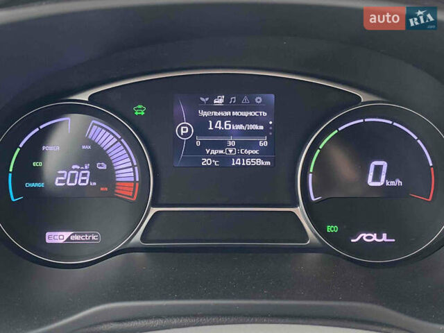 Сірий Кіа Soul, об'ємом двигуна 0 л та пробігом 141 тис. км за 10444 $, фото 4 на Automoto.ua