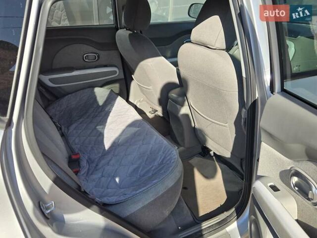 Сірий Кіа Soul, об'ємом двигуна 0 л та пробігом 116 тис. км за 9700 $, фото 10 на Automoto.ua