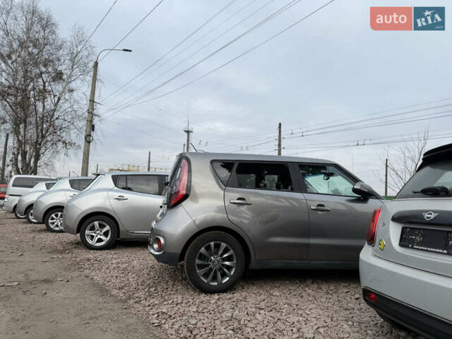 Сірий Кіа Soul, об'ємом двигуна 0 л та пробігом 141 тис. км за 10444 $, фото 42 на Automoto.ua