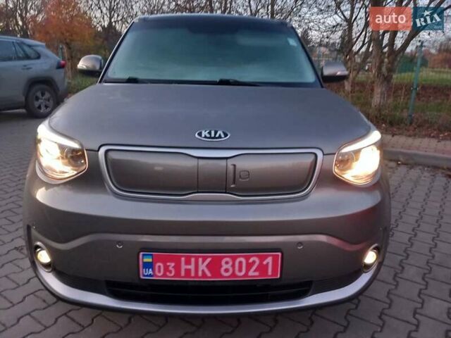 Сірий Кіа Soul, об'ємом двигуна 0 л та пробігом 105 тис. км за 11200 $, фото 1 на Automoto.ua