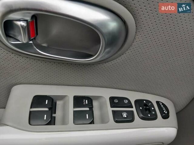 Серый Киа Soul, объемом двигателя 0 л и пробегом 60 тыс. км за 11700 $, фото 10 на Automoto.ua