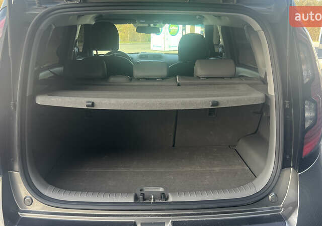 Киа Soul 2017 в Львове на Automoto.ua Серый Киа Soul, объемом двигателя 0 л и пробегом 140 тыс. км за 9800 $, фото 19 на Automoto.ua