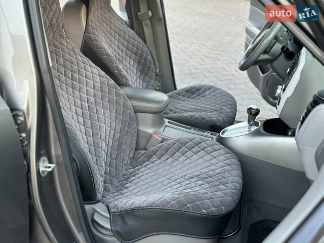 Сірий Кіа Soul, об'ємом двигуна 0 л та пробігом 128 тис. км за 9300 $, фото 28 на Automoto.ua