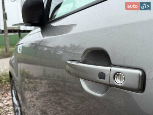 Сірий Кіа Soul, об'ємом двигуна 0 л та пробігом 141 тис. км за 10444 $, фото 36 на Automoto.ua