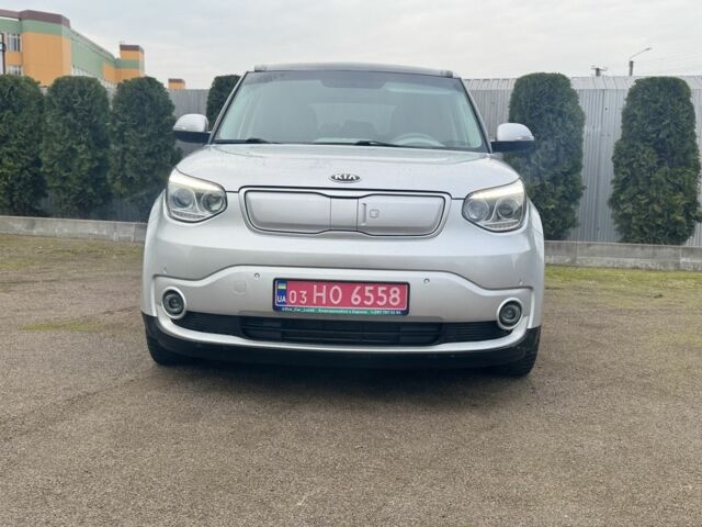 Серый Киа Soul, объемом двигателя 0 л и пробегом 100 тыс. км за 10300 $, фото 3 на Automoto.ua