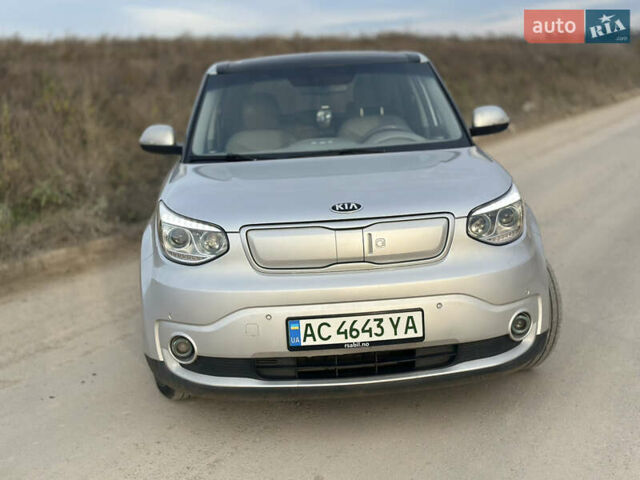 Сірий Кіа Soul, об'ємом двигуна 0 л та пробігом 161 тис. км за 10200 $, фото 3 на Automoto.ua