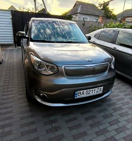 Серый Киа Soul, объемом двигателя 0 л и пробегом 82 тыс. км за 11500 $, фото 17 на Automoto.ua