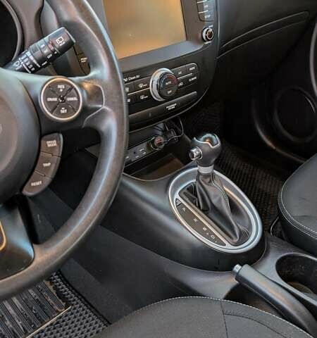 Сірий Кіа Soul, об'ємом двигуна 2 л та пробігом 108 тис. км за 11300 $, фото 16 на Automoto.ua