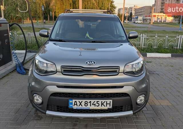 Сірий Кіа Soul, об'ємом двигуна 2 л та пробігом 108 тис. км за 11300 $, фото 2 на Automoto.ua