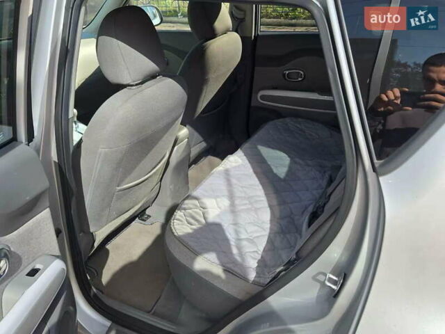 Серый Киа Soul, объемом двигателя 0 л и пробегом 116 тыс. км за 8900 $, фото 14 на Automoto.ua