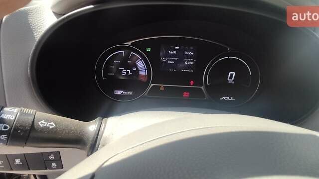 Киа Soul 2017 в Харькове на Automoto.ua Серый Киа Soul, объемом двигателя 0 л и пробегом 77 тыс. км за 13000 $, фото 4 на Automoto.ua