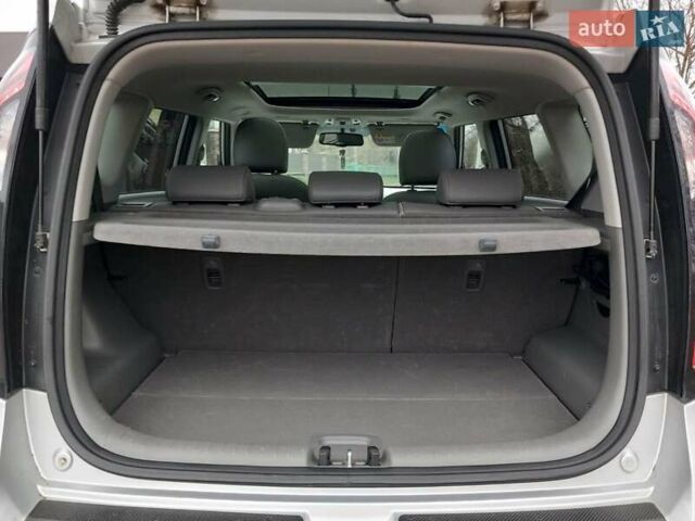 Серый Киа Soul, объемом двигателя 0 л и пробегом 60 тыс. км за 11700 $, фото 18 на Automoto.ua