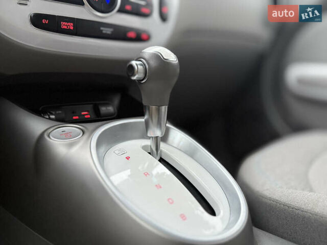 Сірий Кіа Soul, об'ємом двигуна 0 л та пробігом 141 тис. км за 10444 $, фото 16 на Automoto.ua