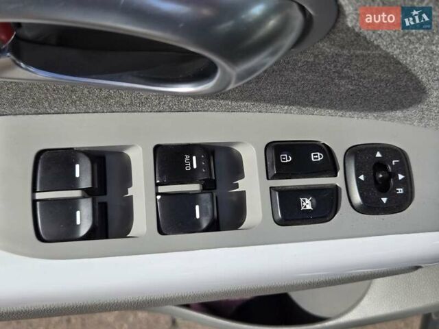 Сірий Кіа Soul, об'ємом двигуна 0 л та пробігом 116 тис. км за 9700 $, фото 15 на Automoto.ua