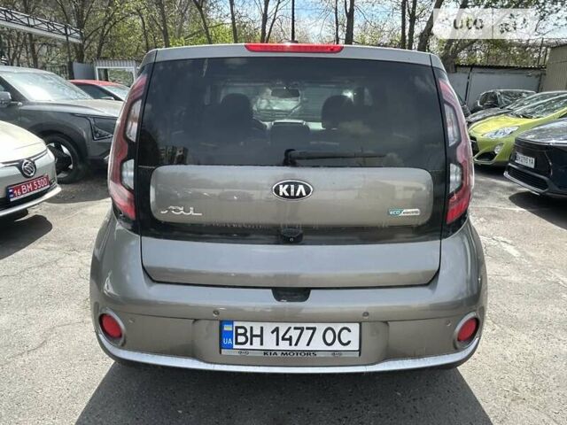 Сірий Кіа Soul, об'ємом двигуна 0 л та пробігом 78 тис. км за 13990 $, фото 1 на Automoto.ua