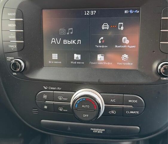 Серый Киа Soul, объемом двигателя 2 л и пробегом 115 тыс. км за 11999 $, фото 5 на Automoto.ua