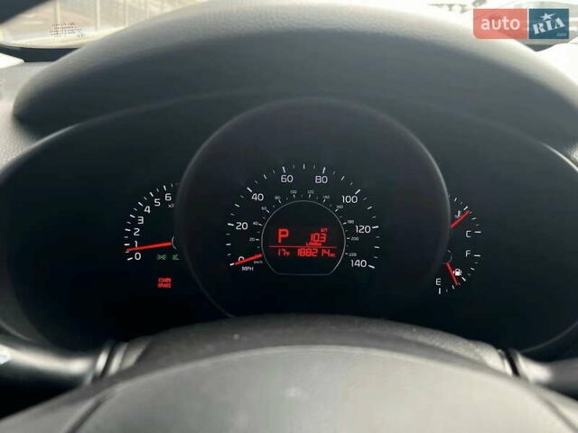 Серый Киа Soul, объемом двигателя 2 л и пробегом 186 тыс. км за 10900 $, фото 12 на Automoto.ua