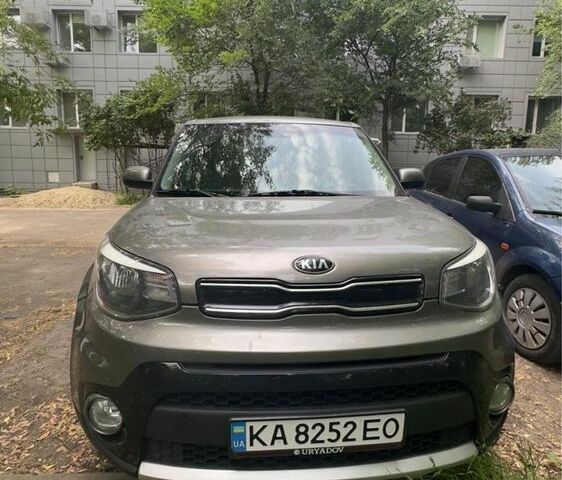 Серый Киа Soul, объемом двигателя 2 л и пробегом 115 тыс. км за 11999 $, фото 3 на Automoto.ua